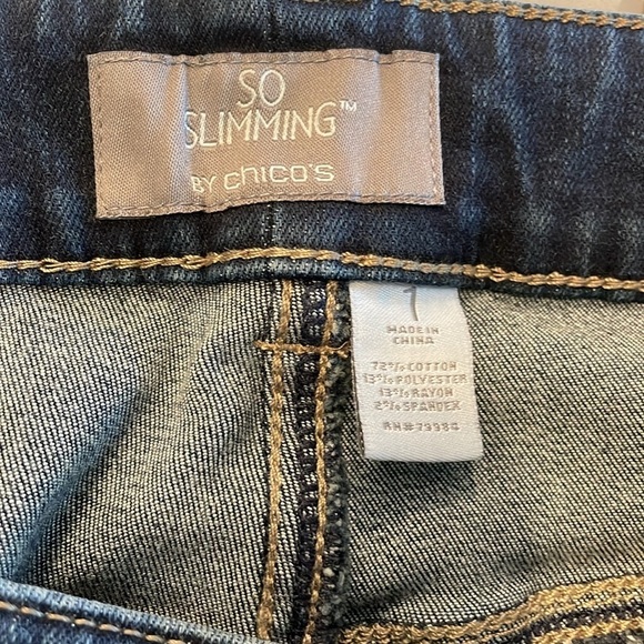 Chico's So Slimming Ankle Cropped Jeans Denim 8 - Picture 6 of 7